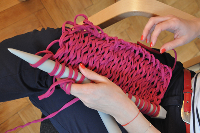 Impresii de la cursul de Design Textil: tricotatul e din nou cool!